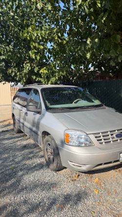 2004 Ford Fiesta