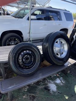 Spare Tires / Refacciones