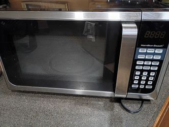 Small microwave $20