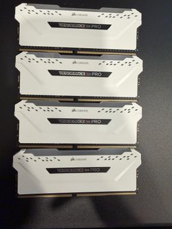 32gb Corsair vengeance rgb pro ddr4 3200mhz ram sticks