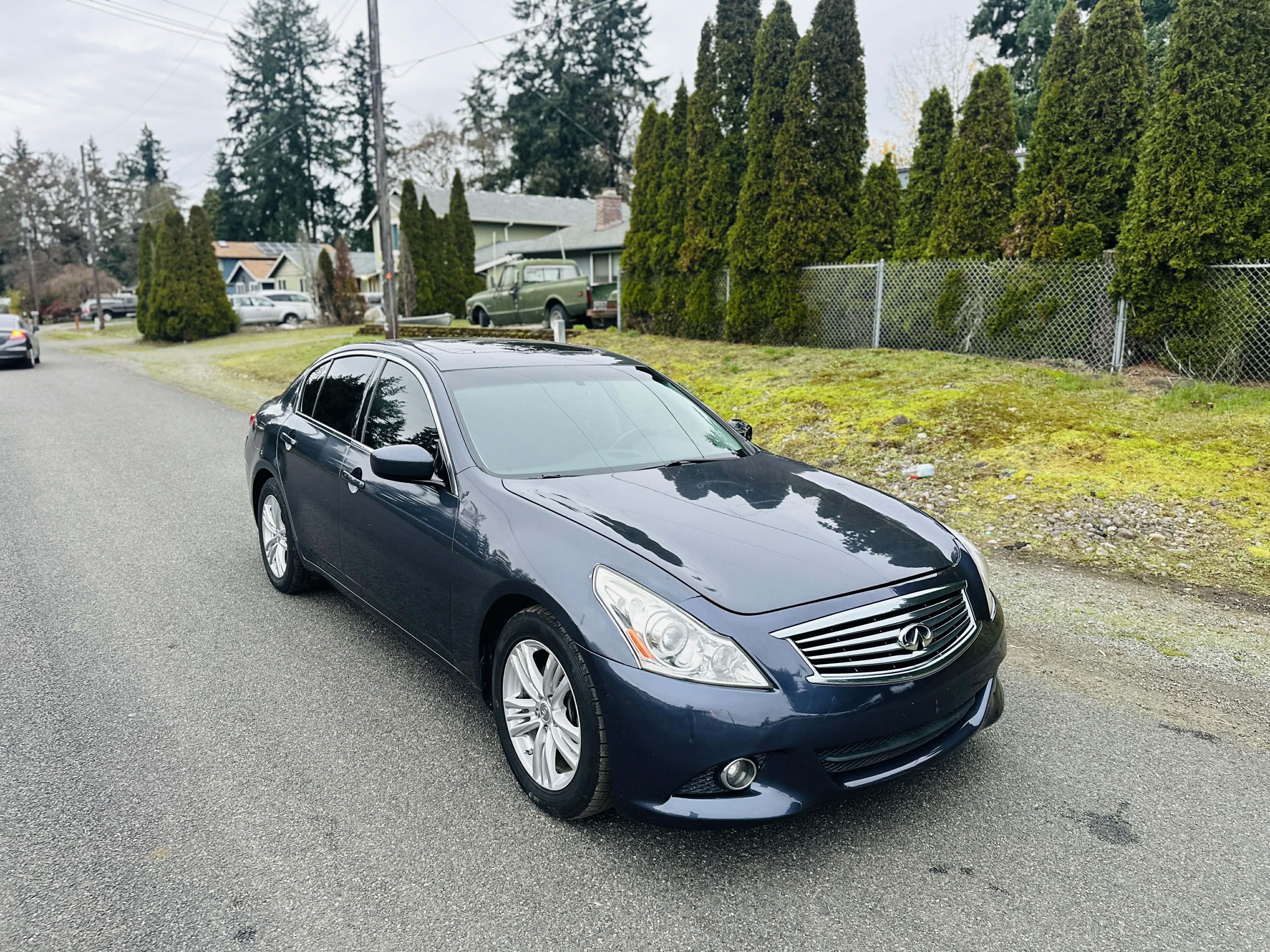 2011 Infiniti G37
