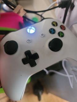Microsoft 1708 Xbox One Controller - White