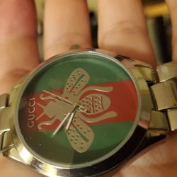Watch Gucci Honey Bee