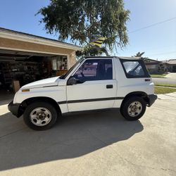 1998 Chevy Tracker 