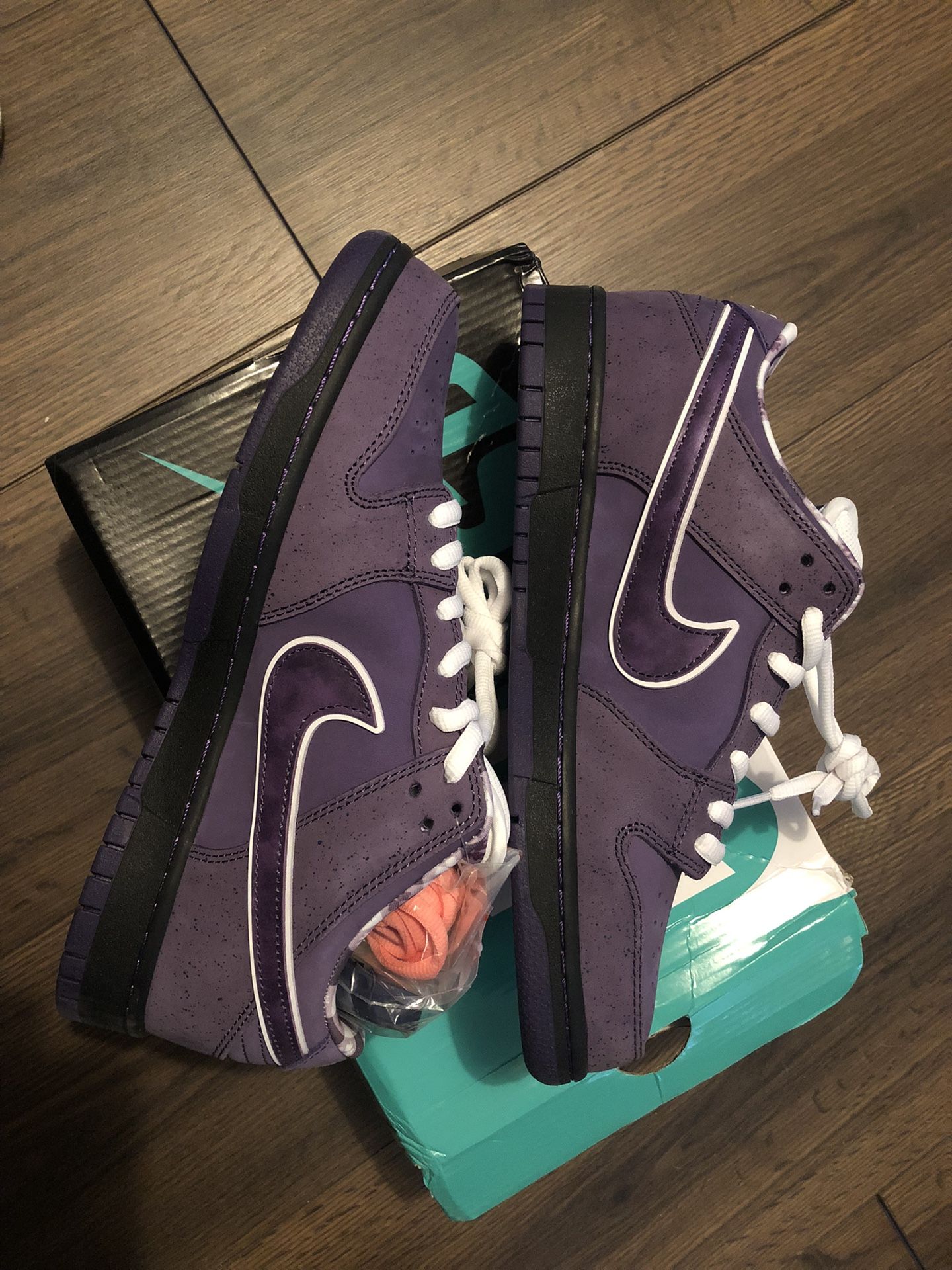 nike sb purple lobster price