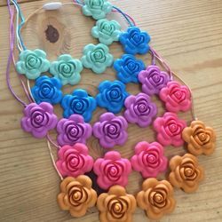 NEW Teething necklaces safe for babies to chew on