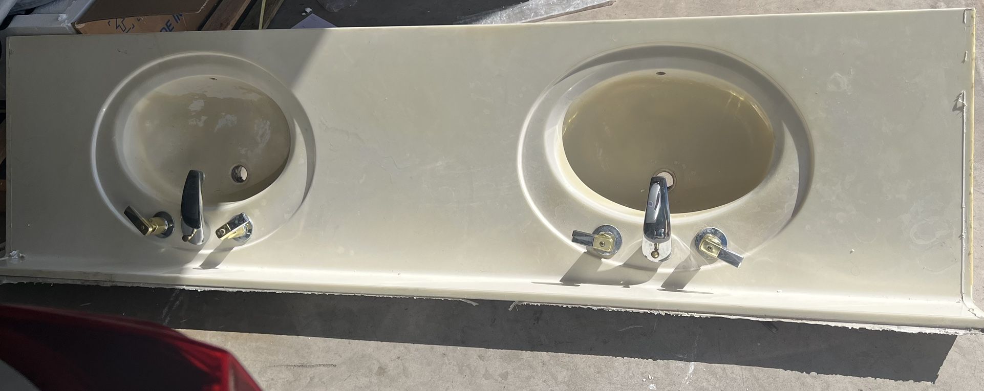 DOUBLE SINK BATHROOM COUNTER TOP