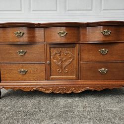 Vintage Lexington Victorian Sampler Collection Oak Dresser 