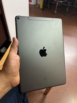 IPad Air 3rd Generation  64gb storage  WiFi + cellular Our operation days: Monday to Friday from 10am to 530pm  Our location: 2945 W McDowell avenue p