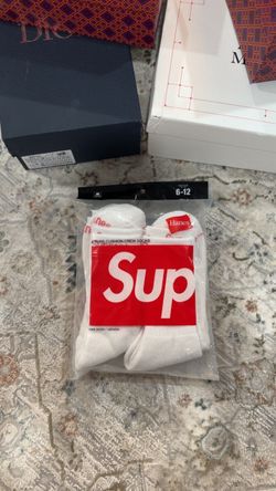 Supreme sock pack