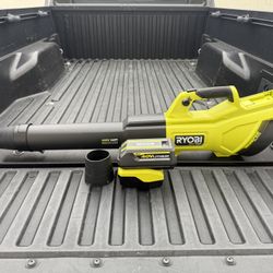 NEW RYOBI 40V HP Brushless 600 CFM 155 MPH Whisper Series Cordless Leaf Blower w/Battery