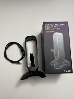 [Tilted] 3-in-1: Usb hub + Mouse bungee + Headset stand
