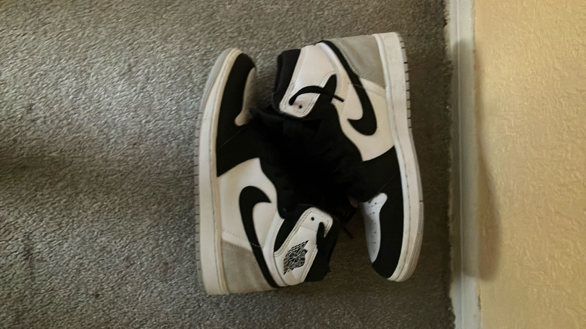 Jordan 1 Bleached Coral