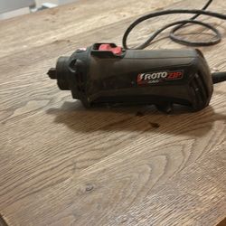 ROTO zip saw