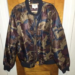 WESC XXL Camo Satin Bomber Jacket