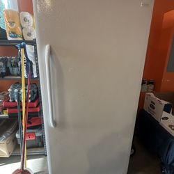 Frigidaire Upright Freezer - 21 Cu. Ft.
