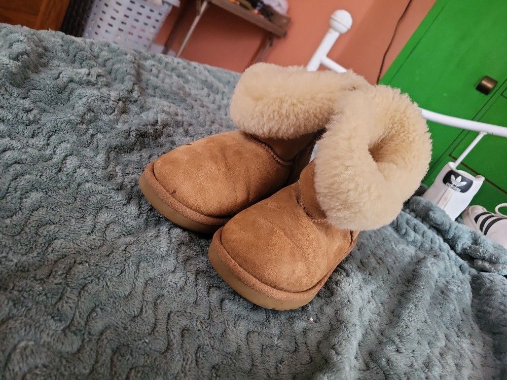 Kids Uggs