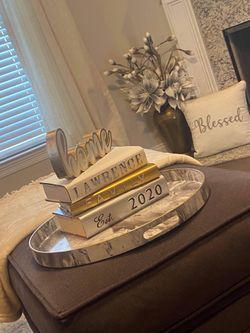 Family Establishment Custom Decorative Book Set