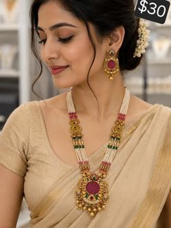 Indian Fashion Necklace Set.