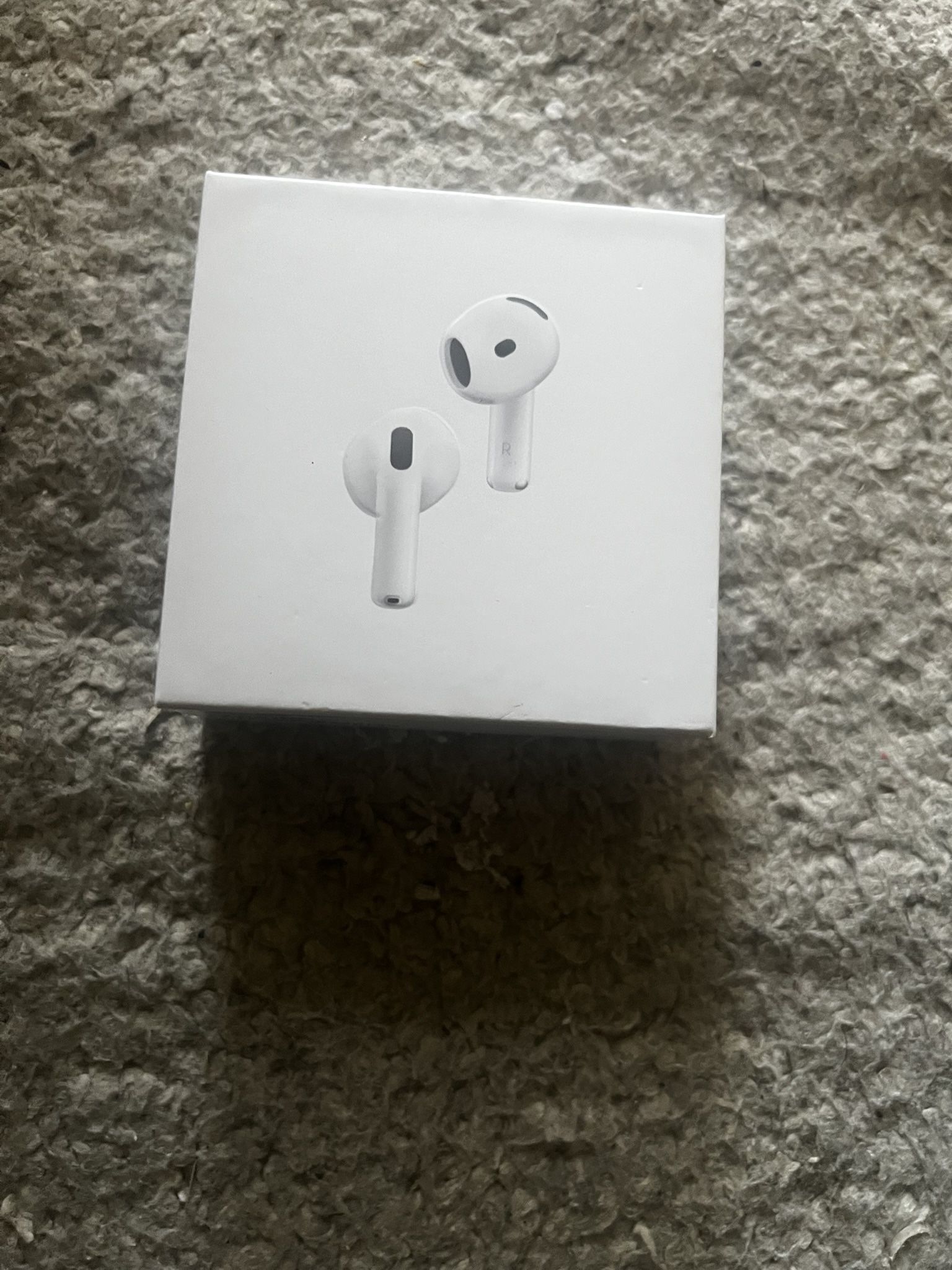AirPods 4th Gen Base Model With Noise Cancellation