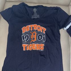 NWOT - Detroit Tigers Official Baseball Shirt For Women