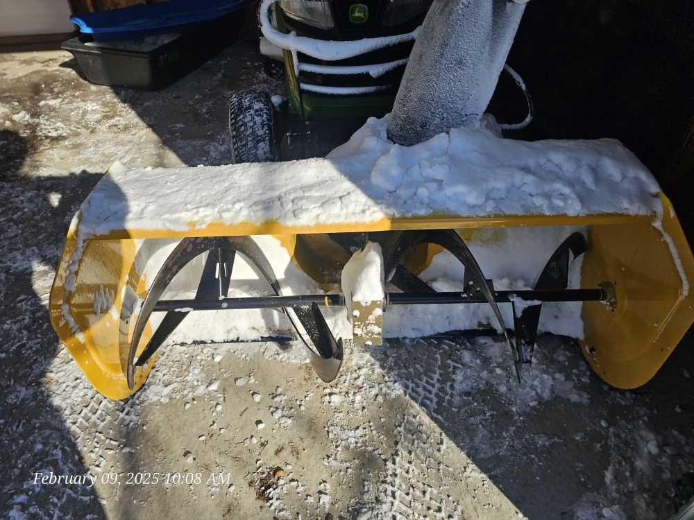 Snowblower 47 inch John Deer