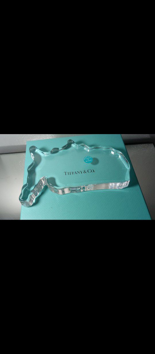Signed Val  St. Lambert -  Tiffany  & Co Crystal sticker -  United State Map Paperweight 6" - EB