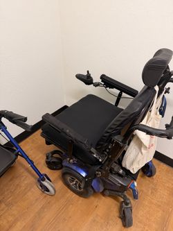 Electric wheelchair