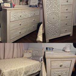 Girl’s Bedroom Furniture Set – Bed, Dresser, Chest & Nightstand