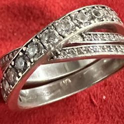 Size 7 18 K Gold With Diamonds