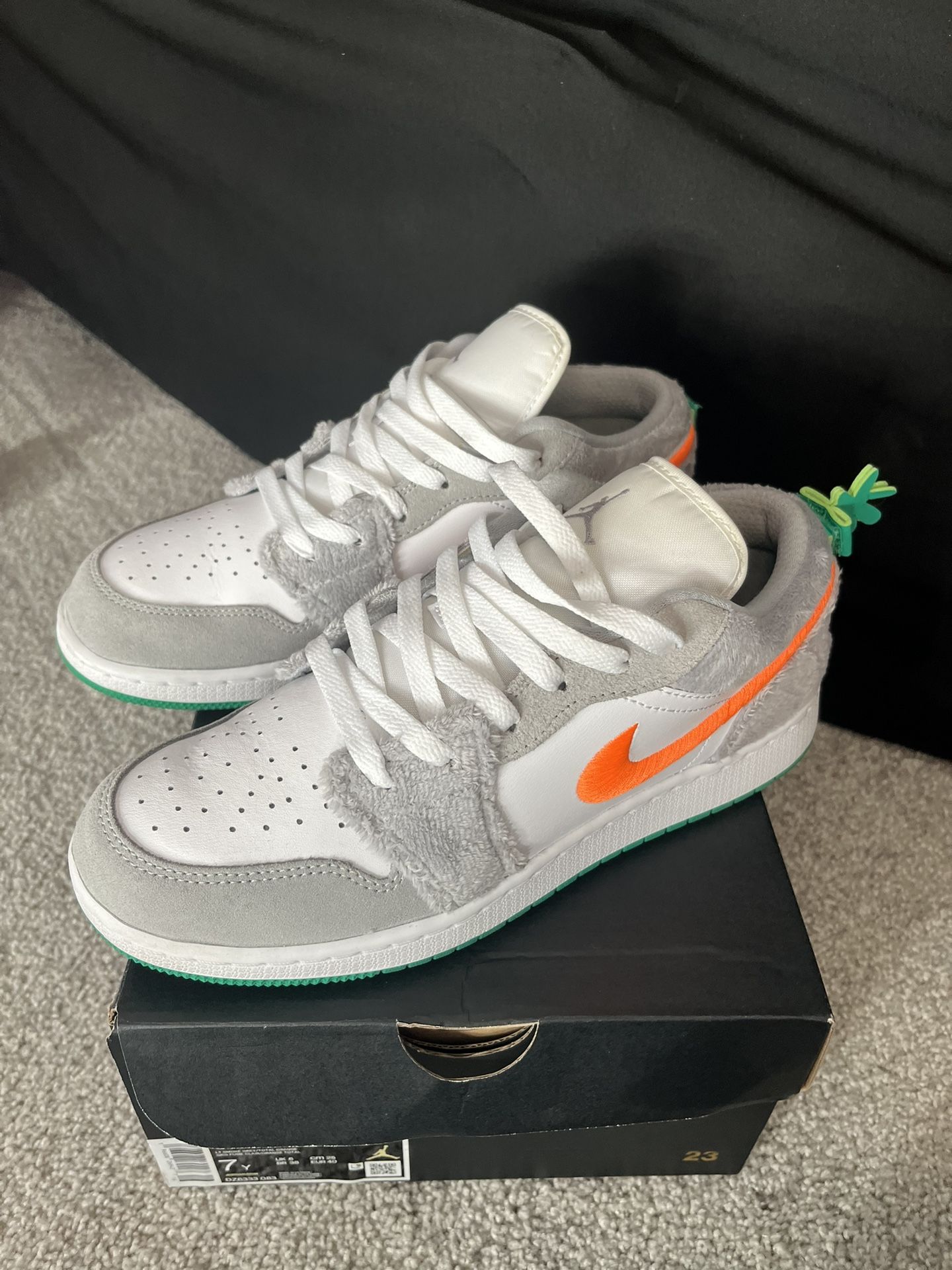 Nike Air Jordan 1 Low SE Rabbit Light Smoke Grey Orange Y7