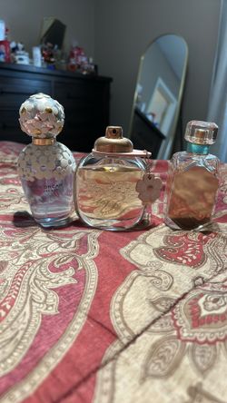 Women perfumes each for 45