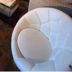 White Chair  Has Pump Up Or Down 