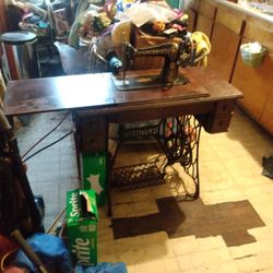 Nice Old Singer Sewing Machine Pedal 