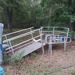 Portable Ramp & Porch.