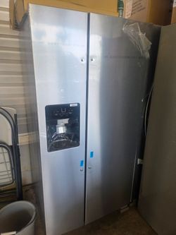 Whirlpool refrigerator