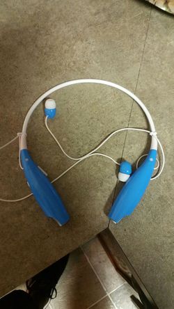 UNC Bluetooth headset