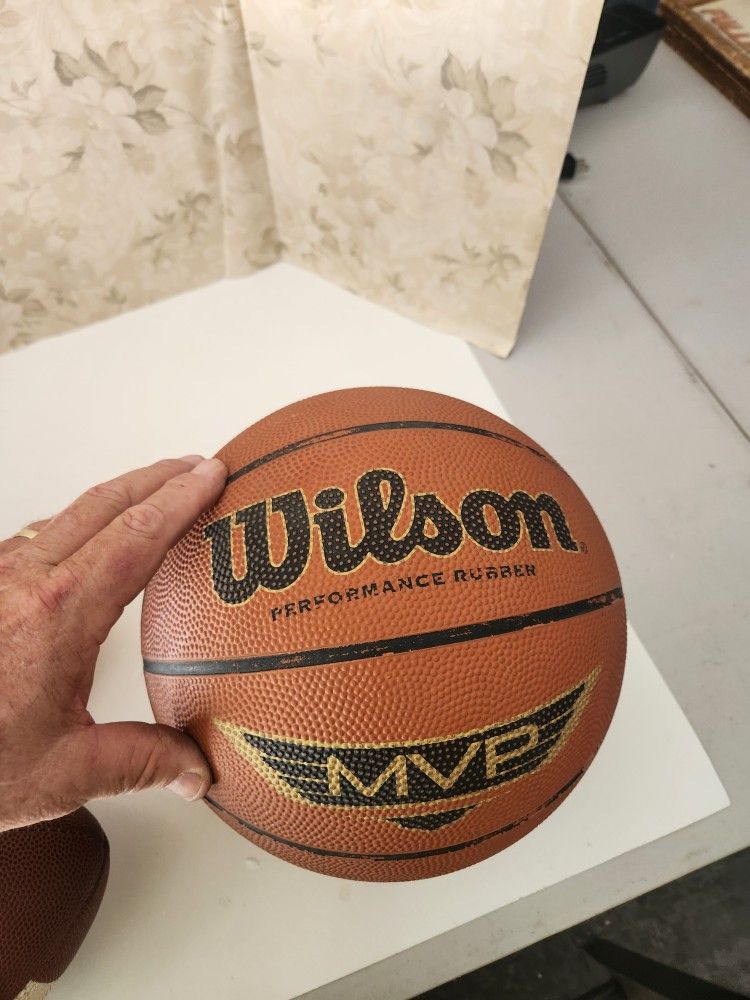 Wilson regulation basketball great shape