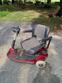 Pride Mobility 3-Wheel Electric Scooter