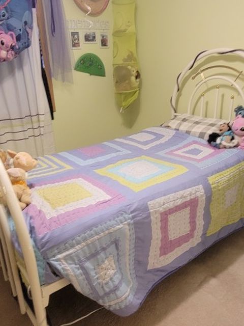 Gold Ivory Twin Metal Bed Frame