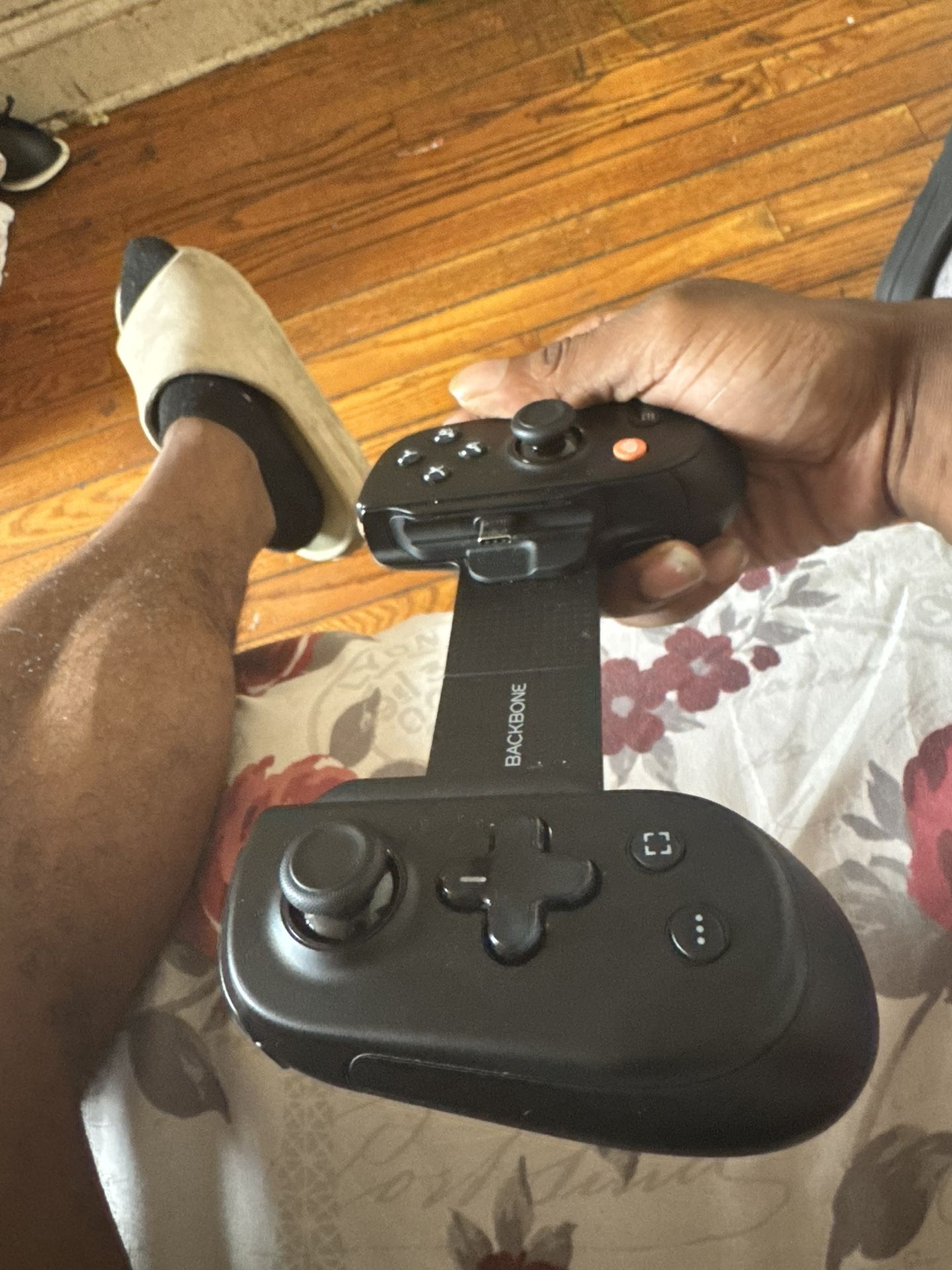 New backbone pro controller C Port For iPhone 