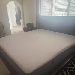 New King Casper Mattress