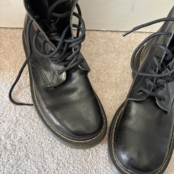 Doc martens size 9 women