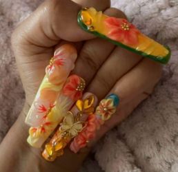 Customs Press on Nails