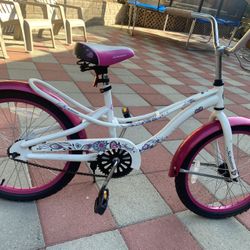 Schwinn Girls Bike