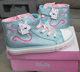 Girl shoes