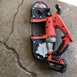 Milwaukee M18 Compact Band Saw + Xc 5.0 Batery