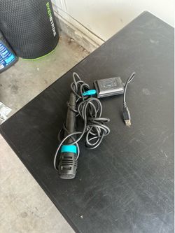 Singstar microphone and 2 games ps2