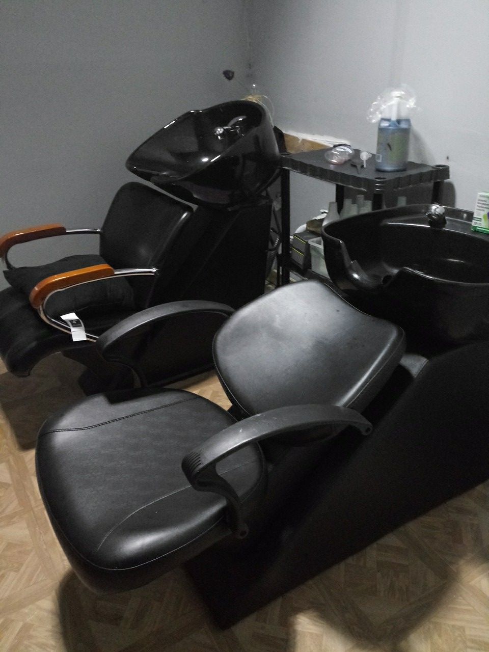 Shampoo back wash units