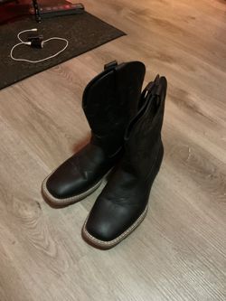 Black cowboy boots